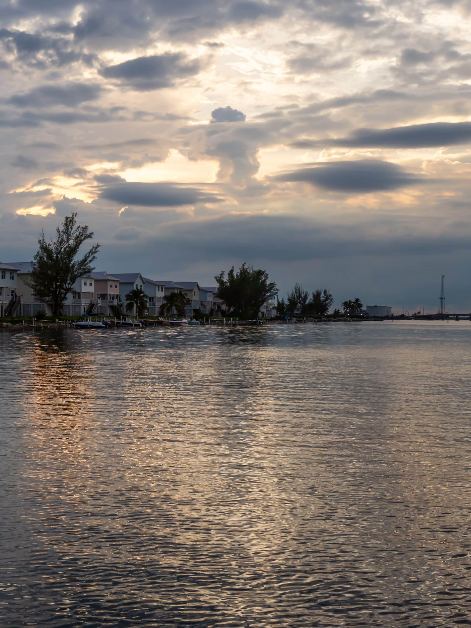 Waterfront homes in Florida that need flood insurance